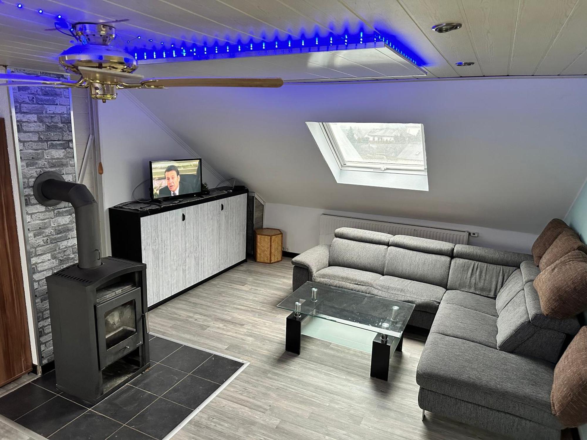 Monteurwohnung - FerienWohnung nähe Limburg an der Lahn Flacht Exterior foto