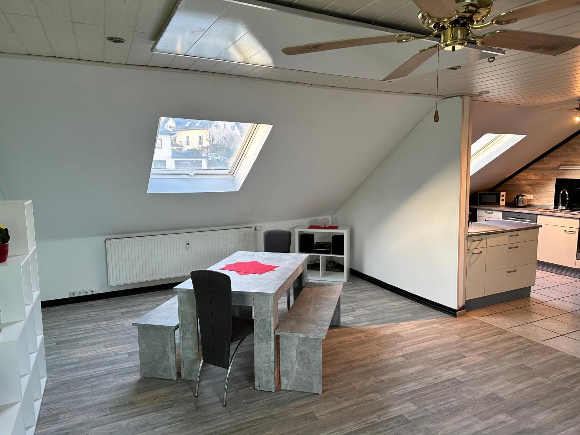 Monteurwohnung - FerienWohnung nähe Limburg an der Lahn Flacht Exterior foto