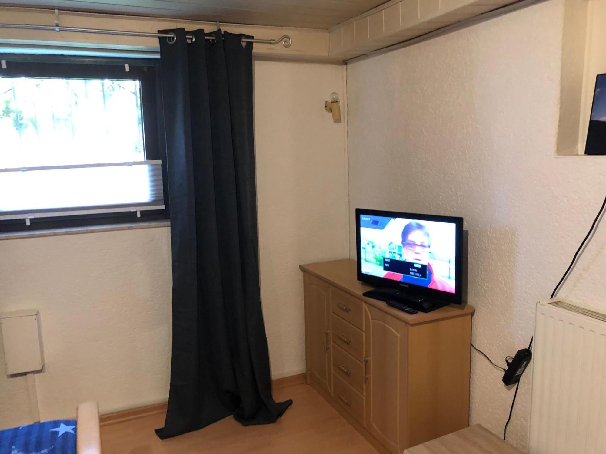 Monteurwohnung - FerienWohnung nähe Limburg an der Lahn Flacht Zimmer foto