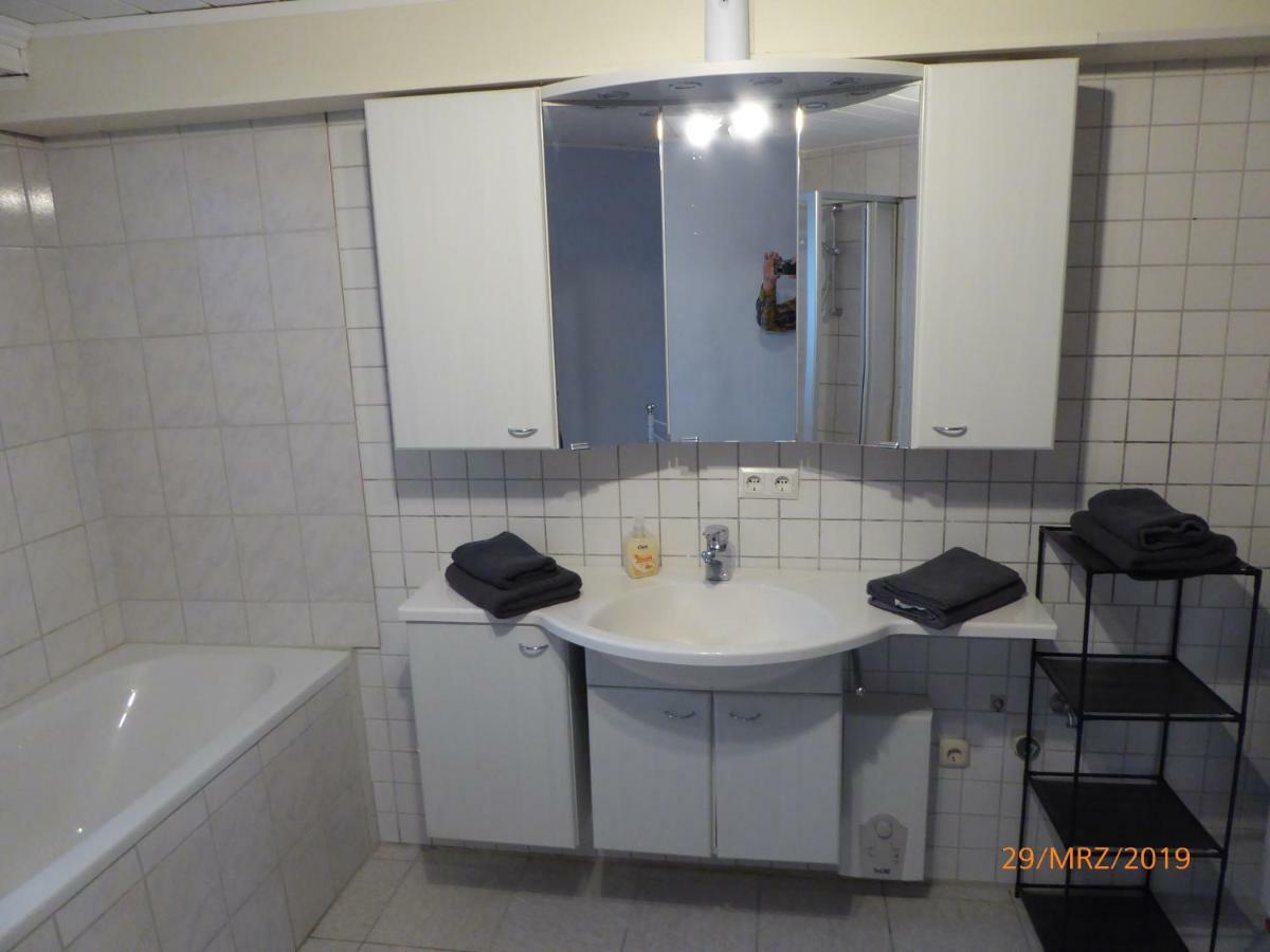 Monteurwohnung - FerienWohnung nähe Limburg an der Lahn Flacht Exterior foto