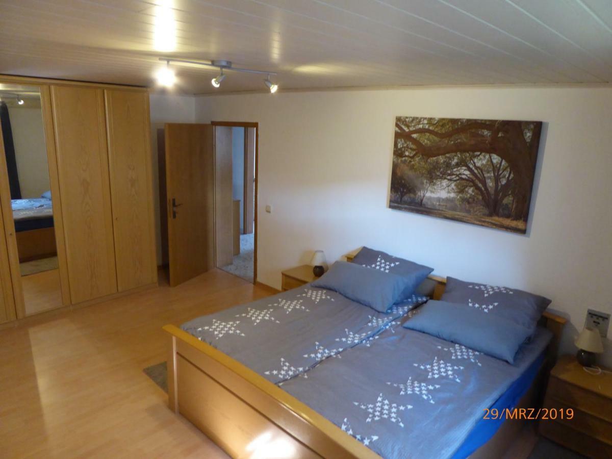 Monteurwohnung - FerienWohnung nähe Limburg an der Lahn Flacht Exterior foto