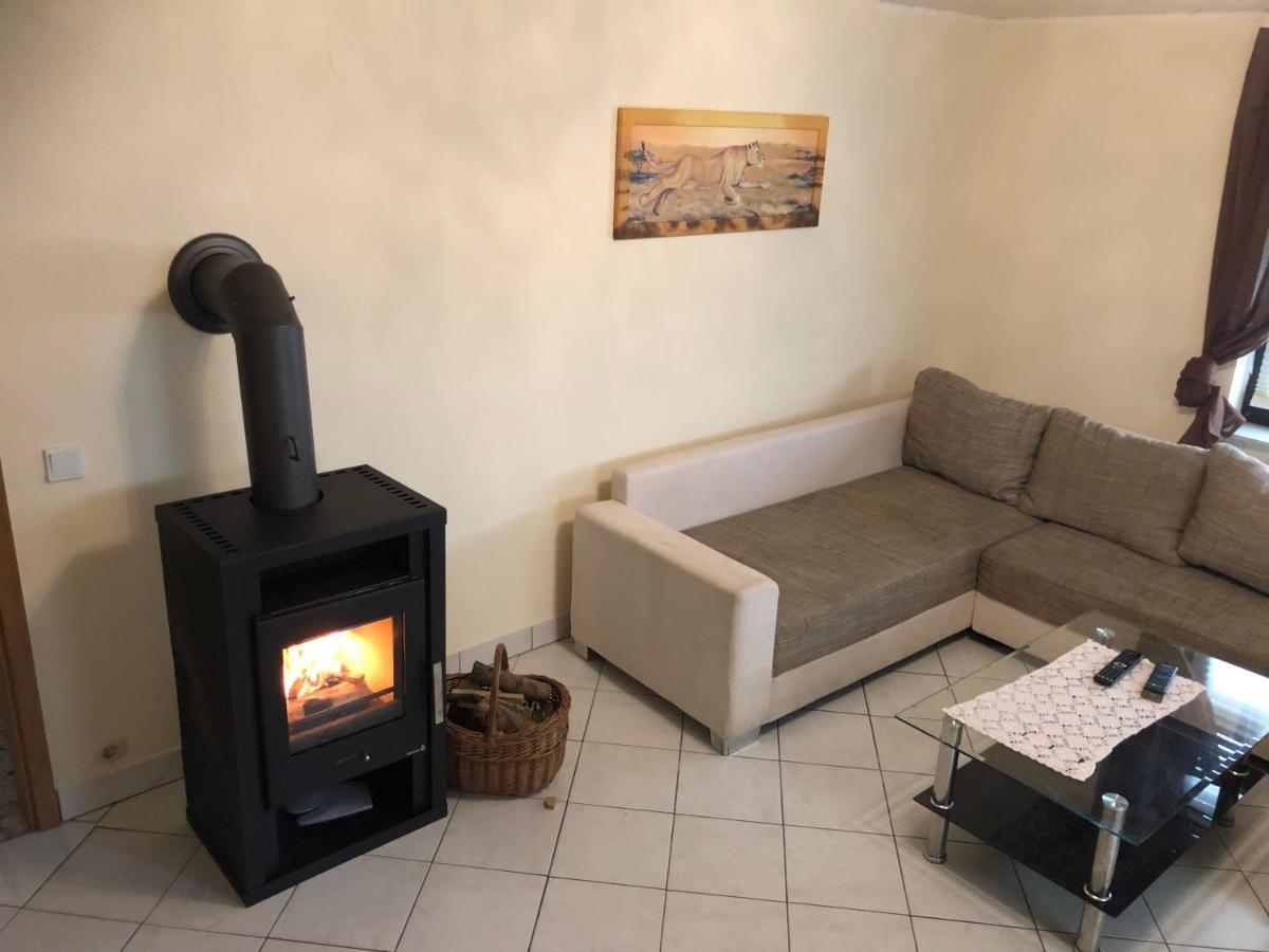 Monteurwohnung - FerienWohnung nähe Limburg an der Lahn Flacht Exterior foto